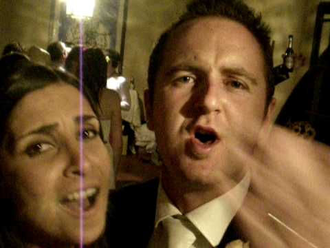 Beautiful Bride and Groom talking about Guty & Simone after their gig at their wedding party!!!